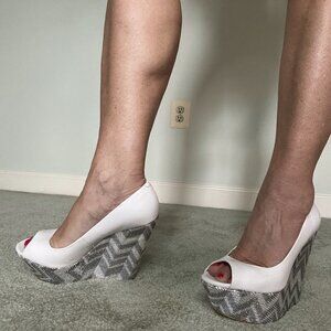 BEBE White Open Toe Wedge Glitter Heels Size 6